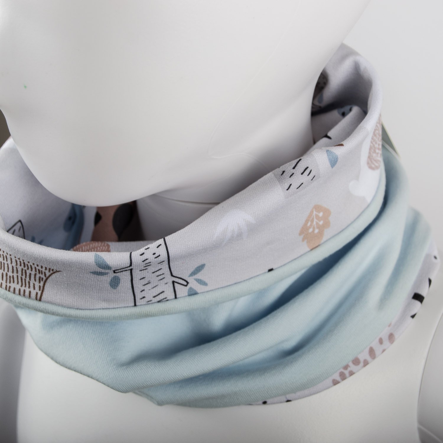 Dětský oboustranný nákrčník - zvířátka v lese - Obrázek 2